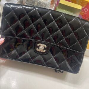 Chanel classic flap Black Leather Bag